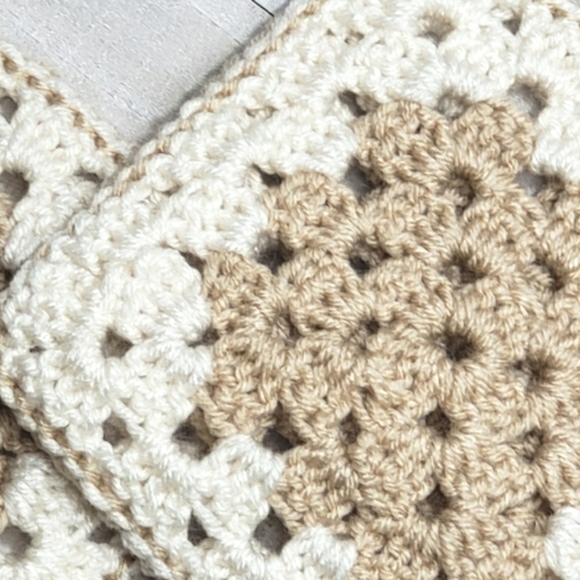 Handmade Potholders Crocheted Tan Cream NWT - Picture 2 of 2